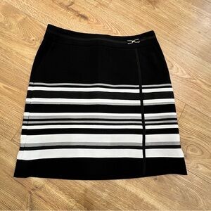 White House Black Market Striped Mini Skirt Size 4 Good Condition
